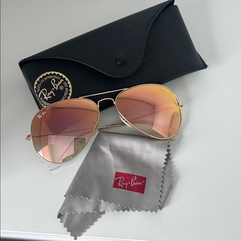 Ray-Ban Rose Gold Flash Lens Aviator Sunglasses